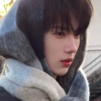 成为我再也好不了的伤疤