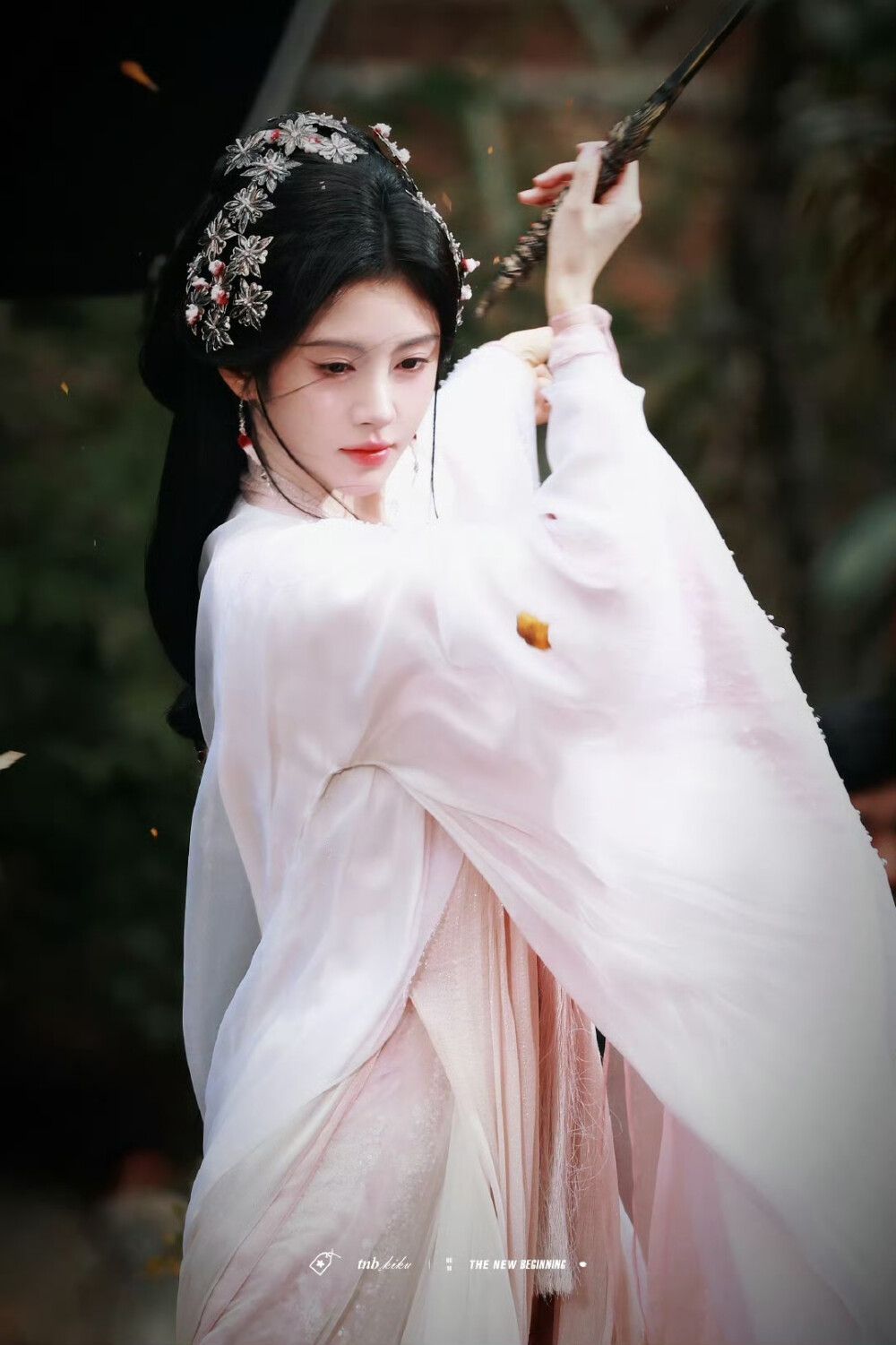 鞠婧祎