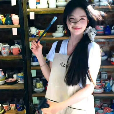 春日系明媚感女生头像