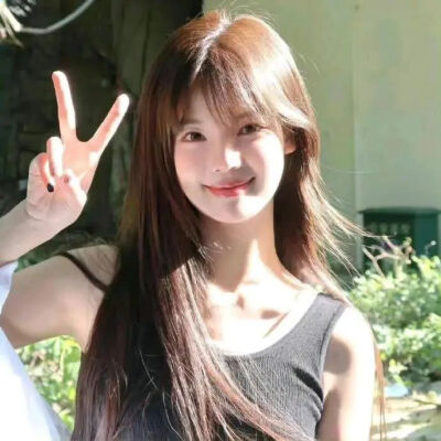春日系明媚感女生头像