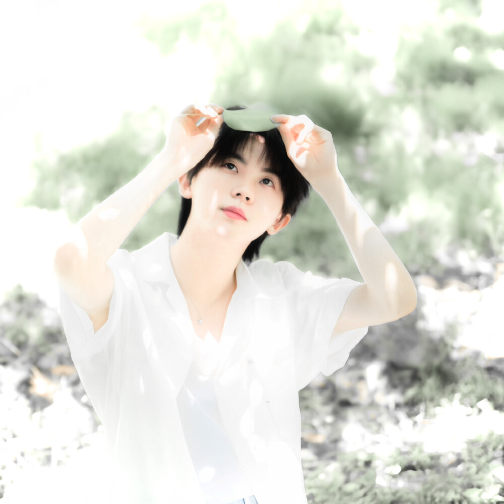 각성몽、膠片机=...universo«*清醒夢境"