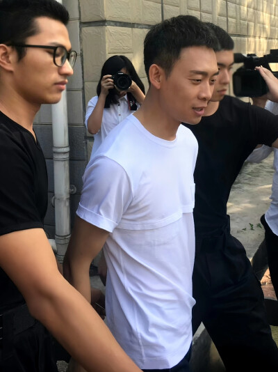 永远为白T译心动/张译