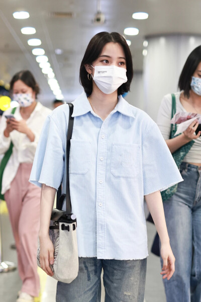 短发