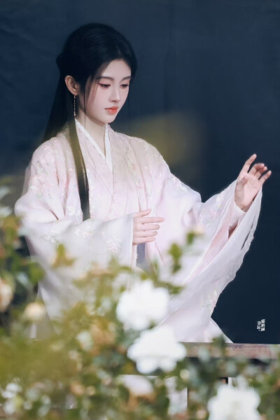 鞠婧祎