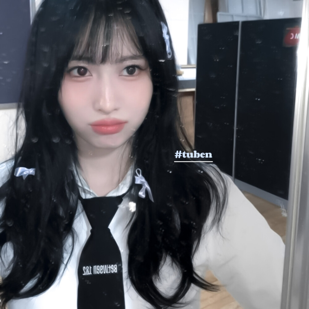 蓝色蝴蝶结.°ʚɞ°.