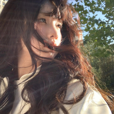 春日感氛围感女头 拿图点赞
