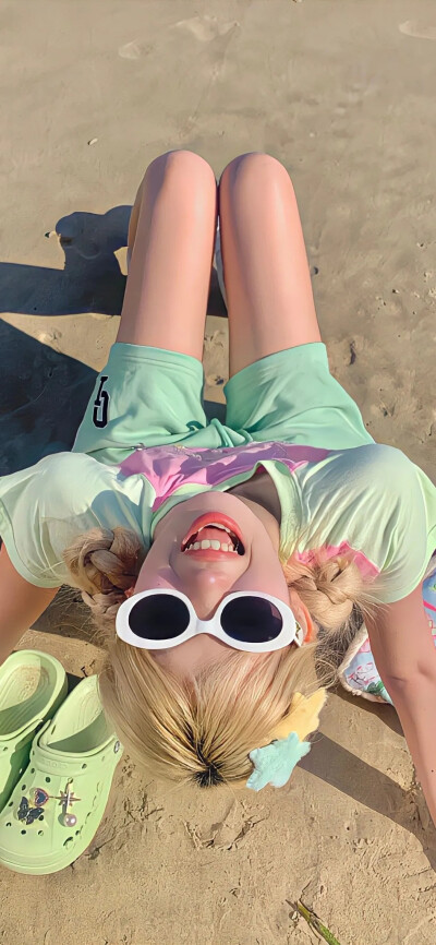 手机壁纸ins/动漫