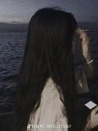 女生黑头