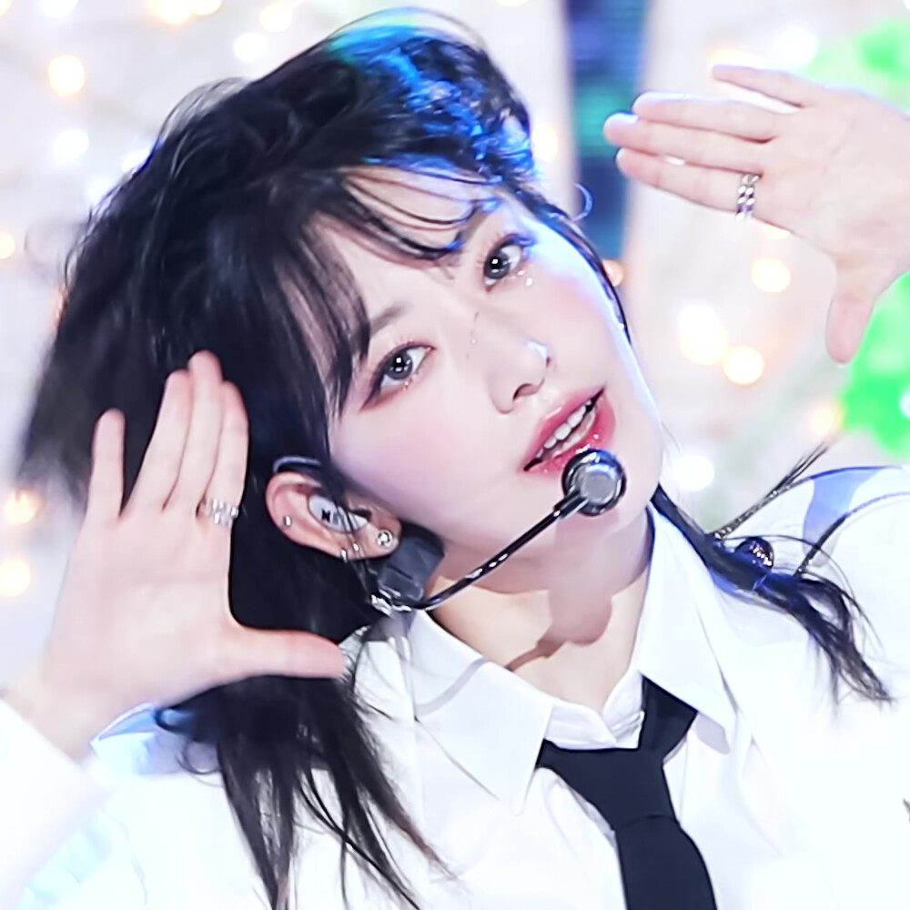 宫脇咲良 可二改标时亦