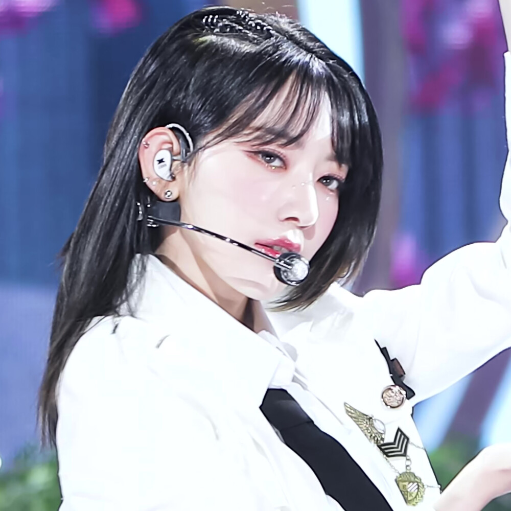 宫脇咲良 可二改标时亦