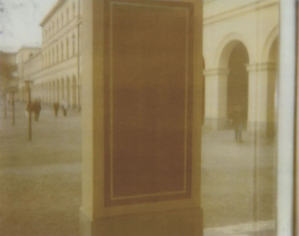 Three Views of the HofgartenⅢ,
2008,Photograph[dryprint],28×43cm
