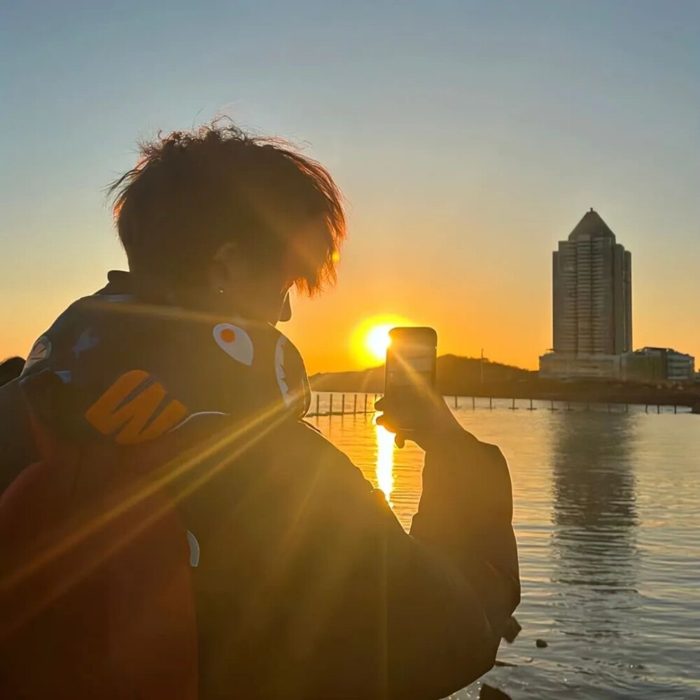 不明显单人情头