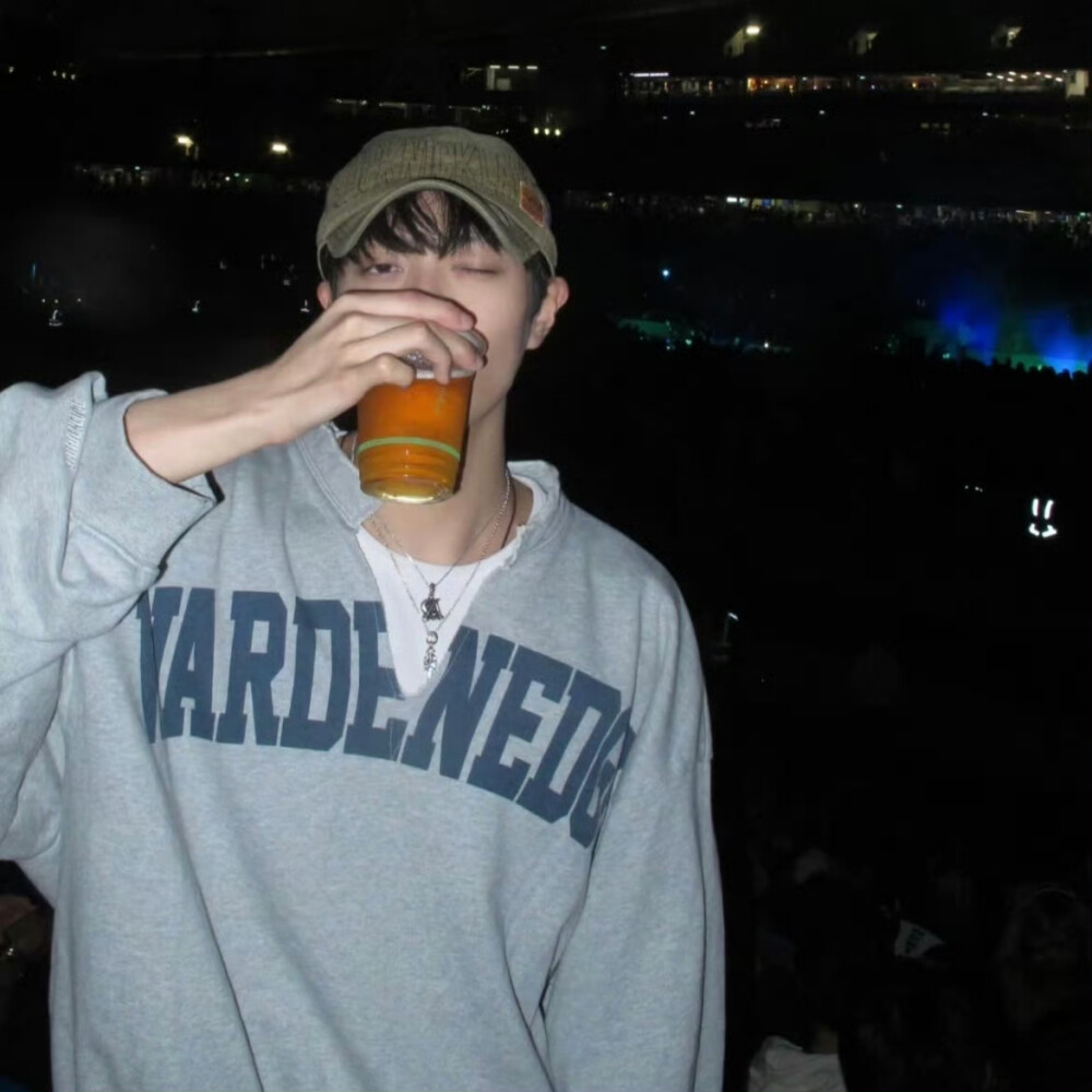 男生头像/真人男头