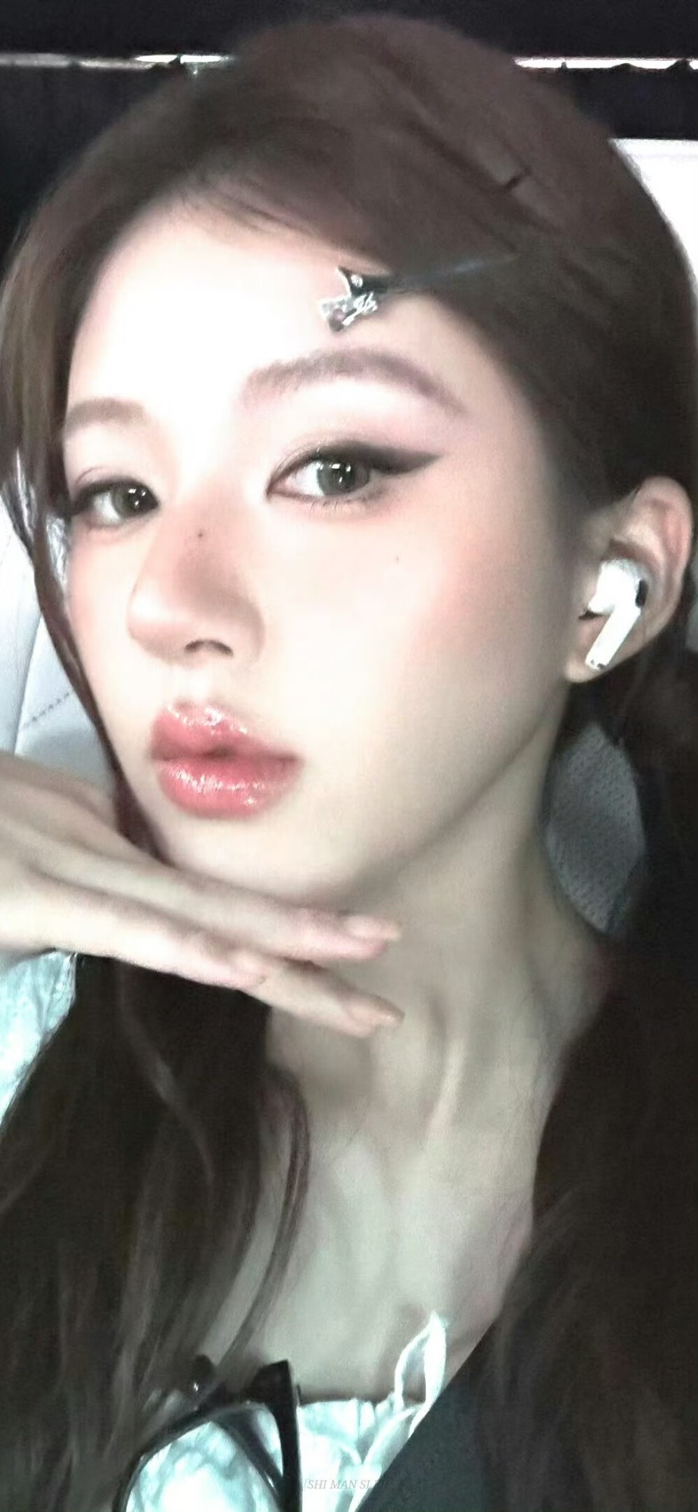 ▸赵露思
"浪漫主义者都是暗处迎盛阳的玫瑰."