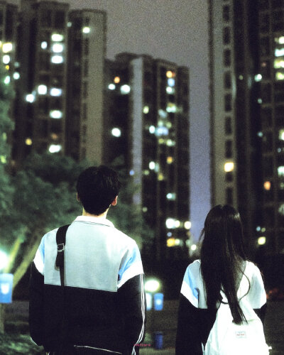 难哄
-剧照 ​​​