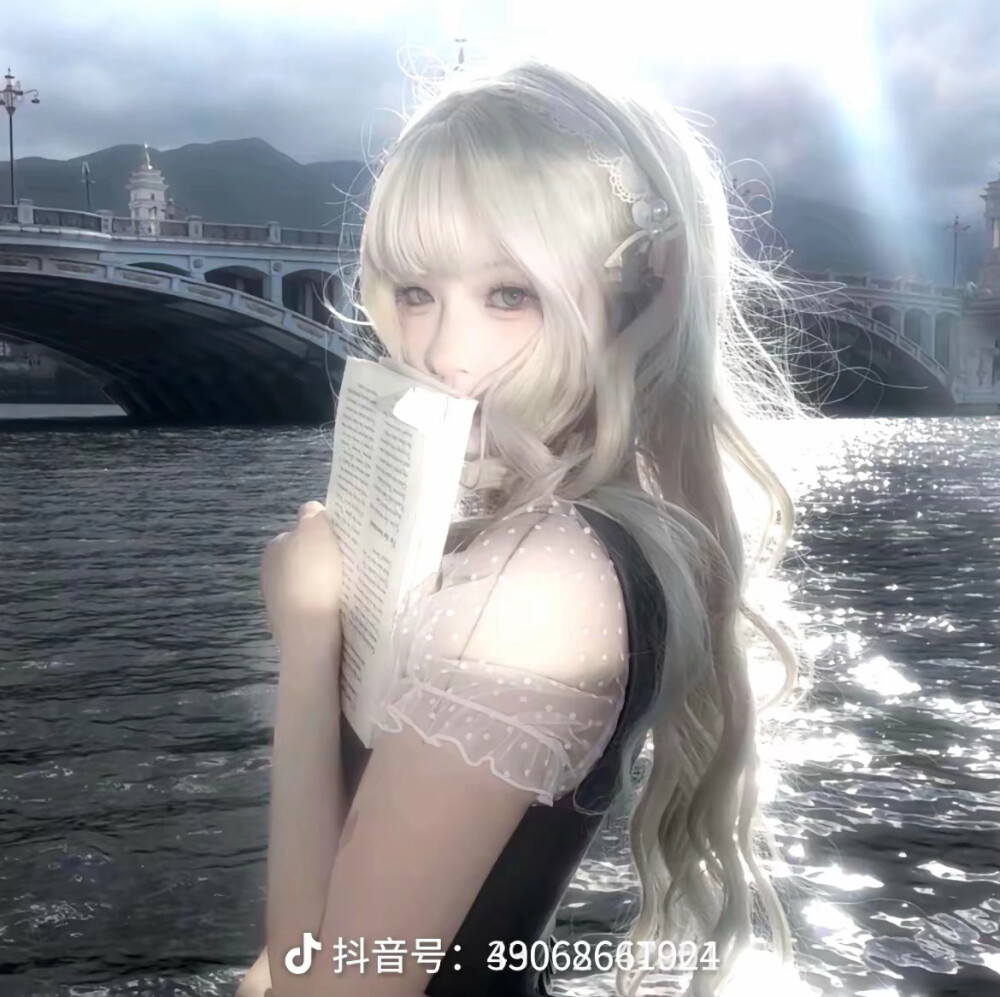 女生的头像