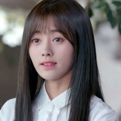 鞠婧祎
宋茶茶