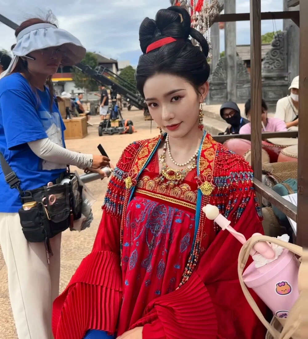 怎敌她千娇百媚