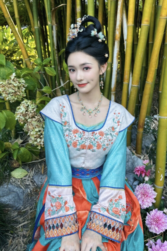 怎敌她千娇百媚