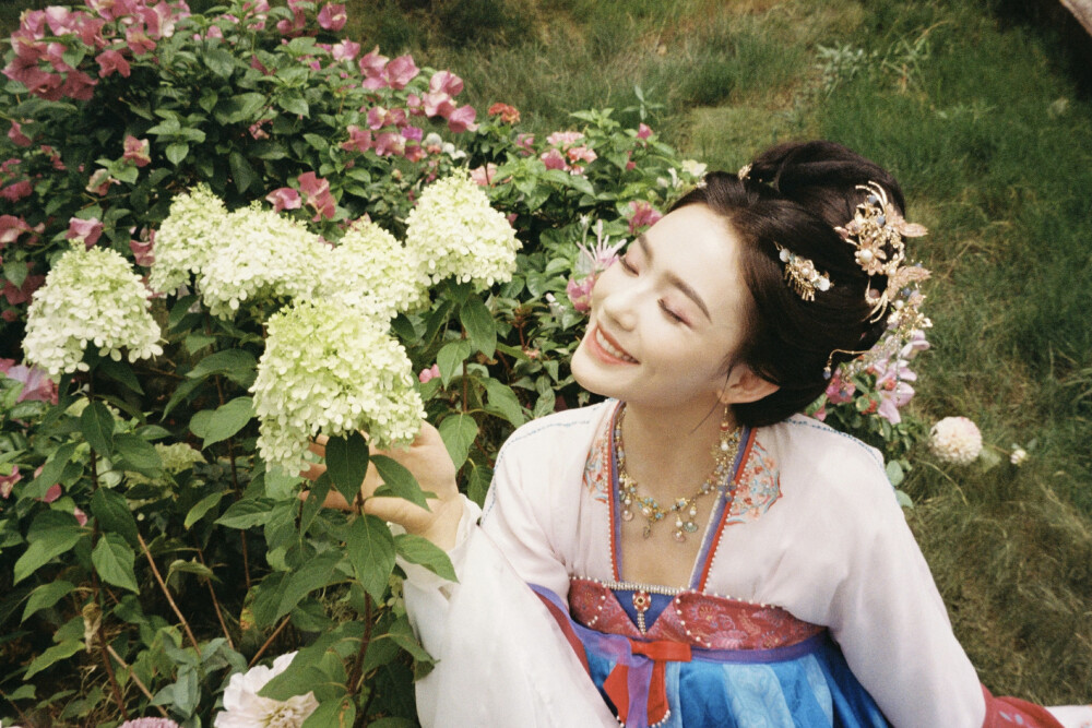 怎敌她千娇百媚