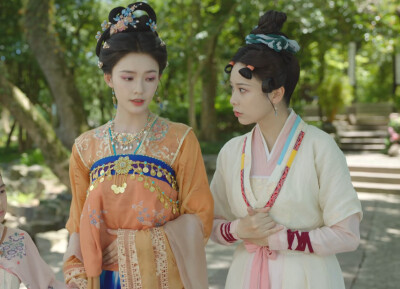 怎敌她千娇百媚