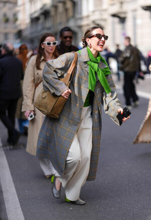 BY爱喝可乐的古娜小姐