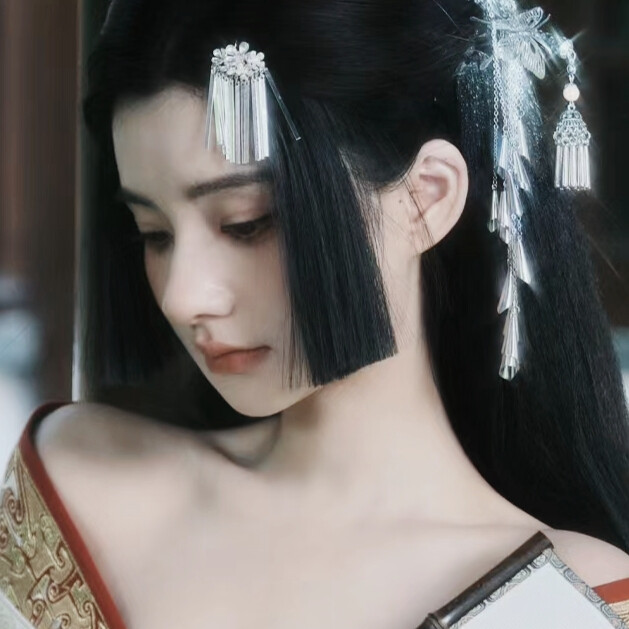 这时山风 锈金铎 和海雨