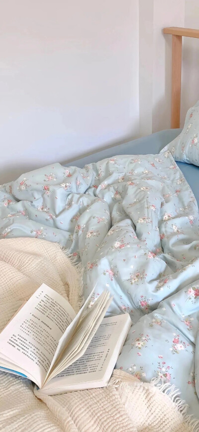 蓝色ins风壁纸