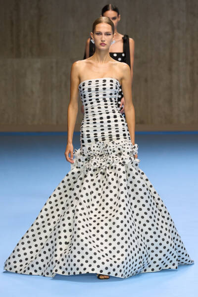 Carolina Herrera S/S 2025 