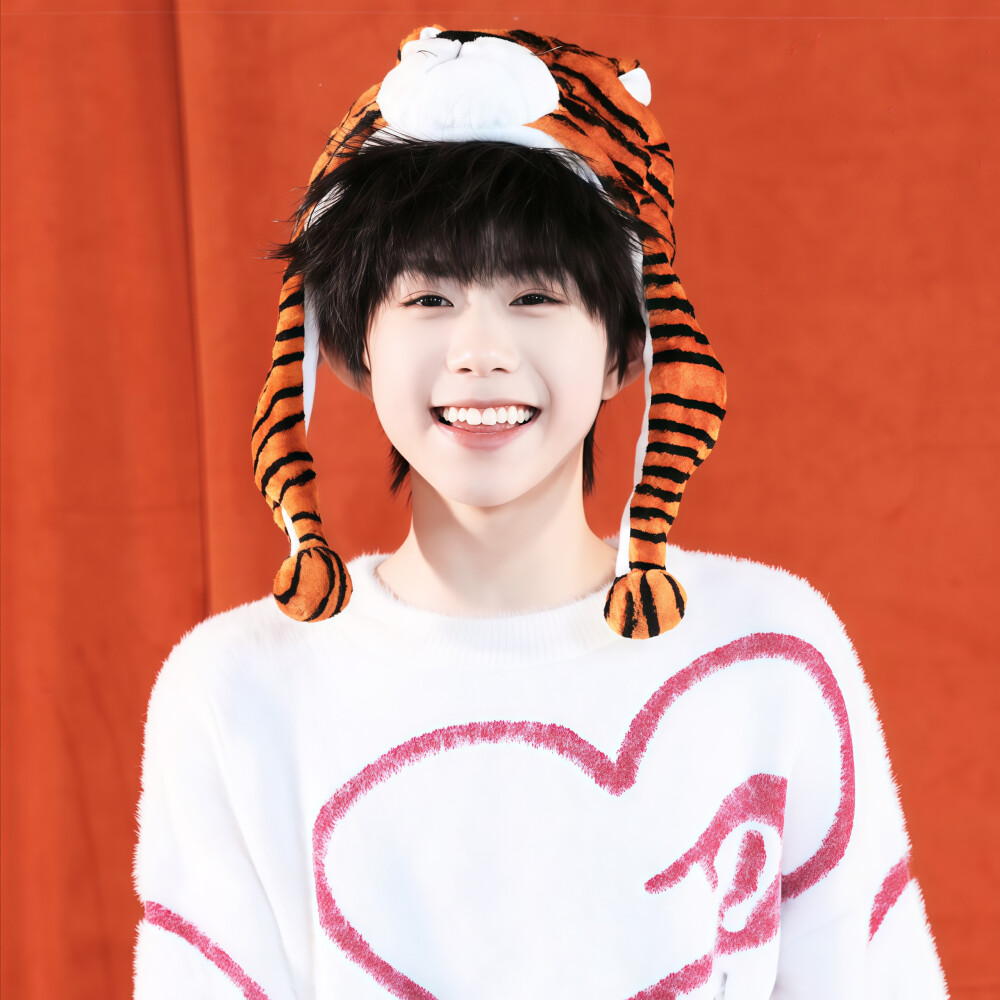 陈奕恒自修头像