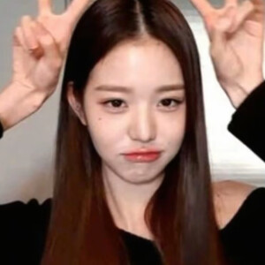 ^⬮   ̫ ⬮^ ੭