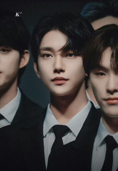 洪知秀 svt