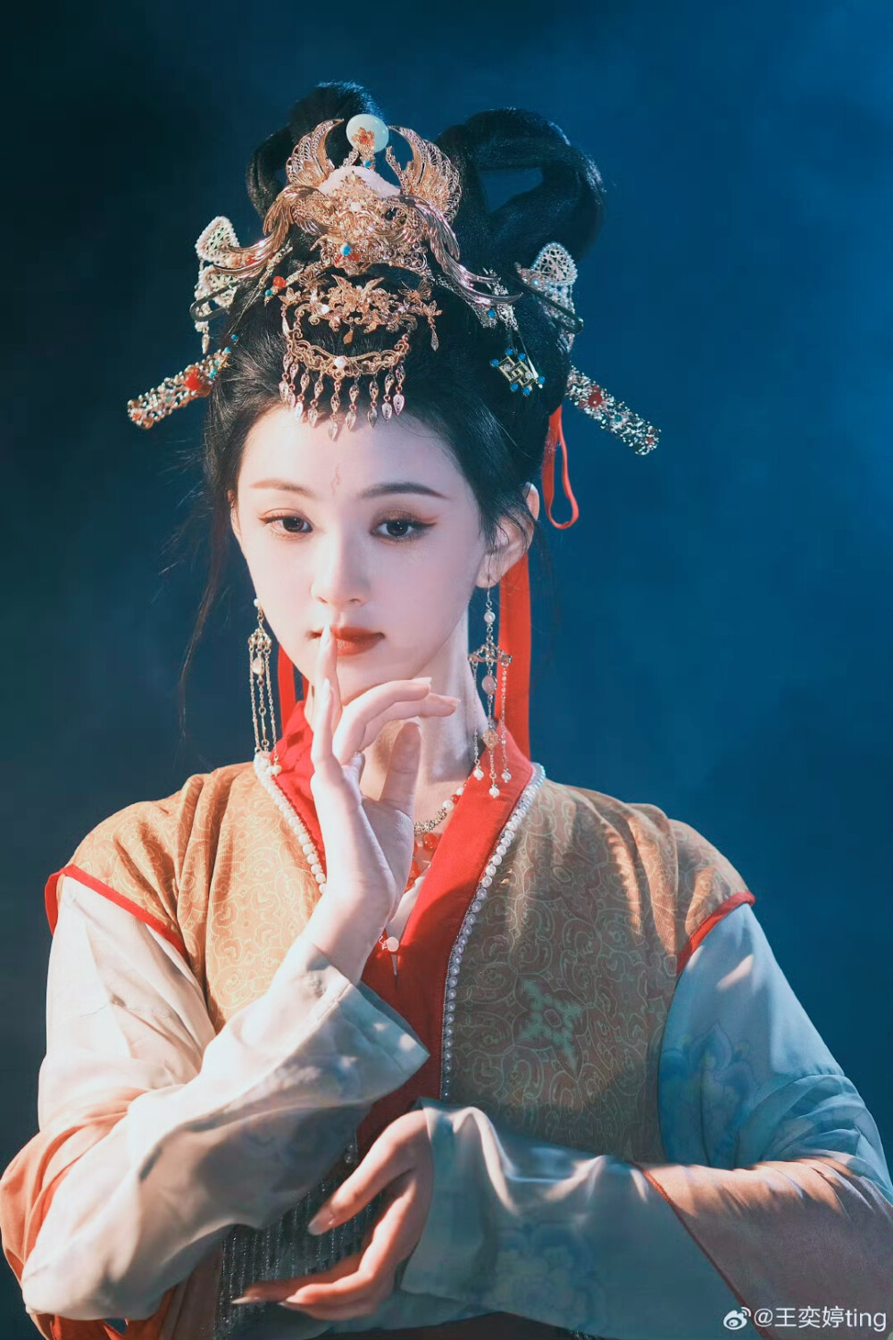 王奕婷