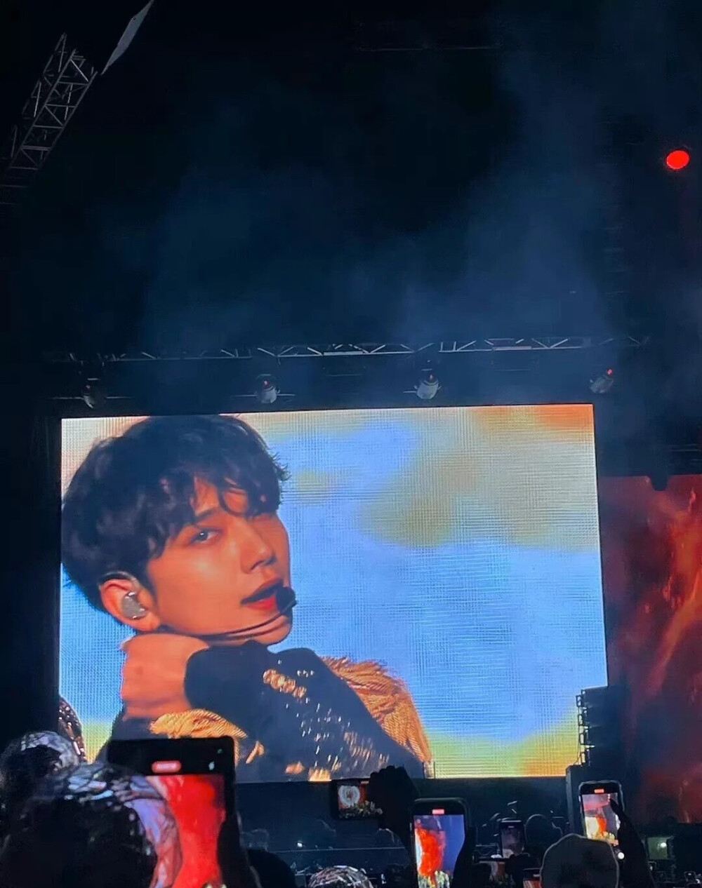 洪知秀 演唱会. svt