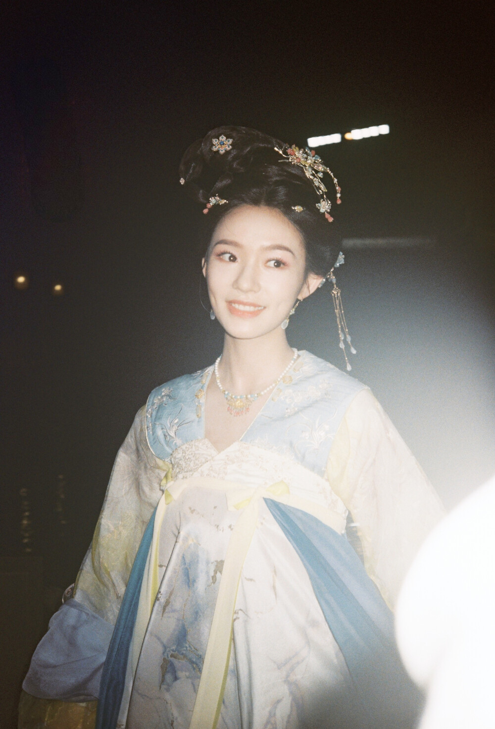 怎敌她千娇百媚