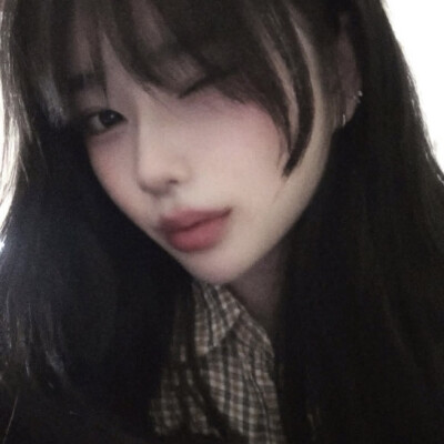 抓脸