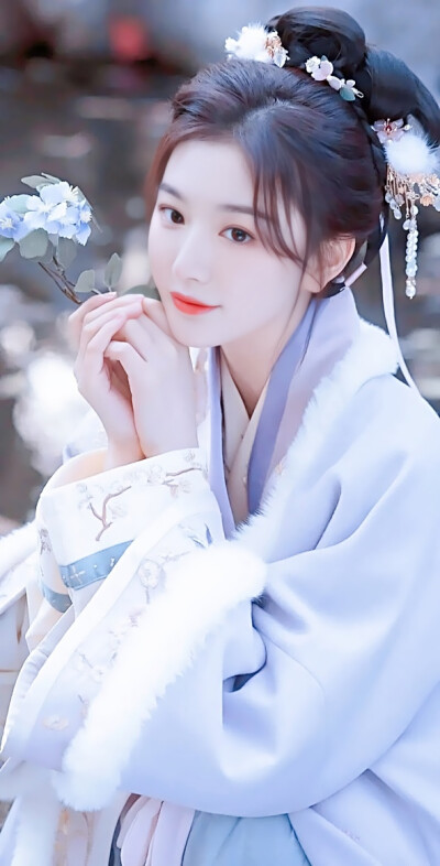 孔雪儿