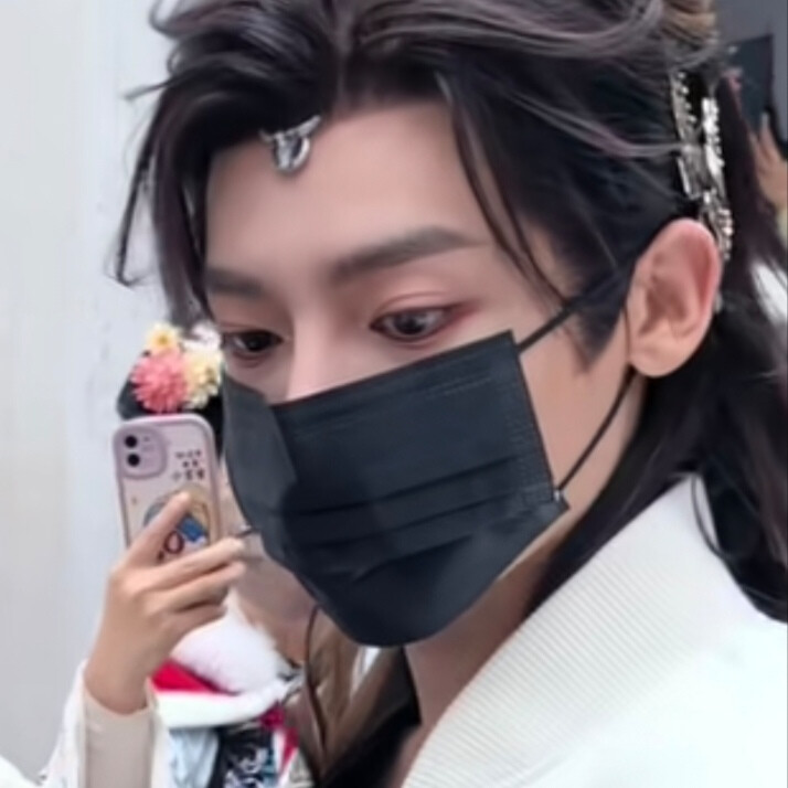 侯明昊