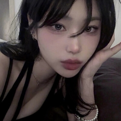 抓脸