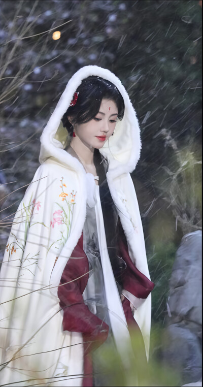 鞠婧祎