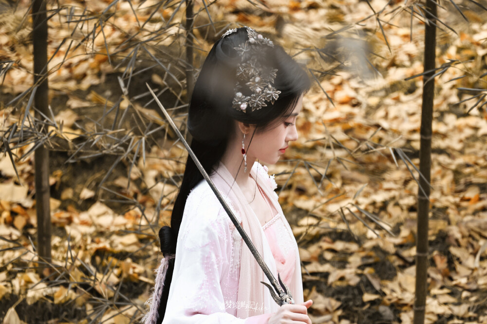 鞠婧祎