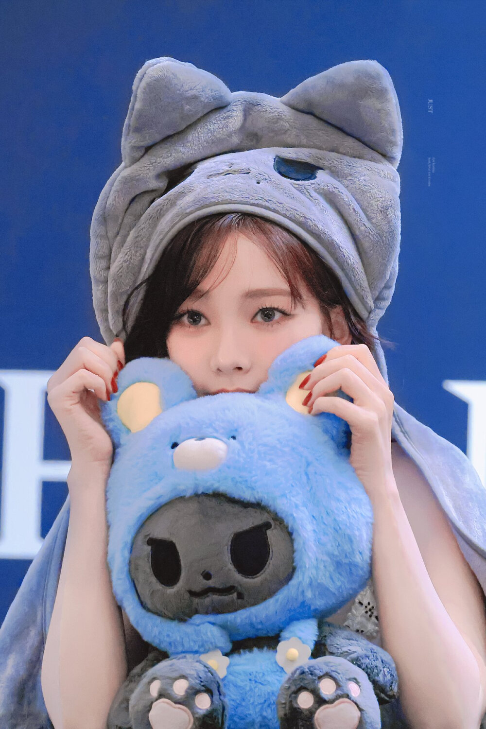 @just_0411