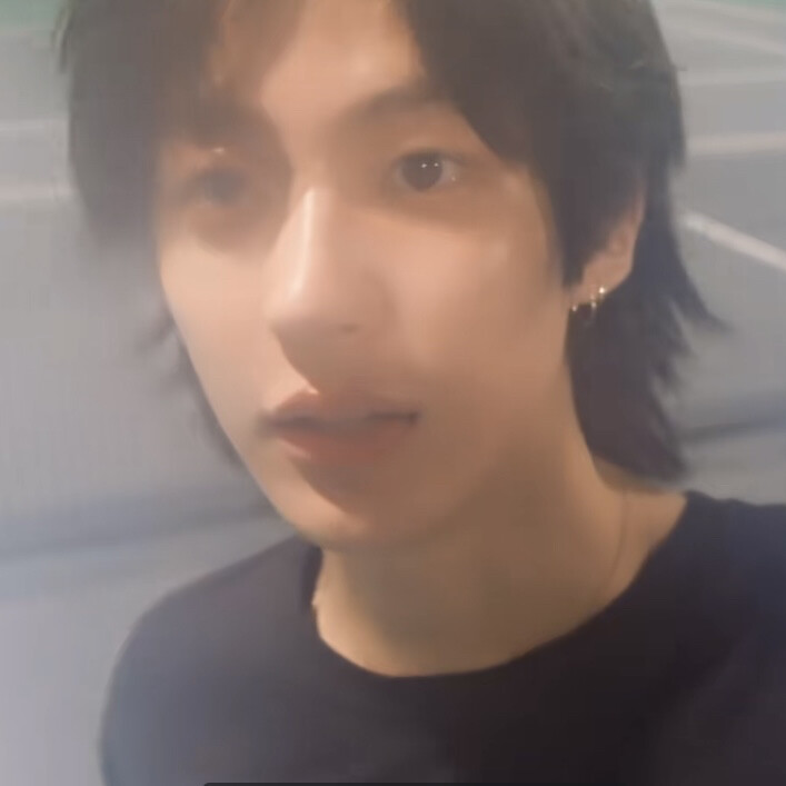 拉椅子