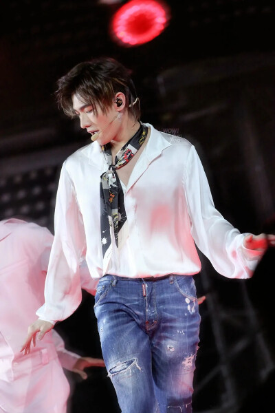 杨洋
