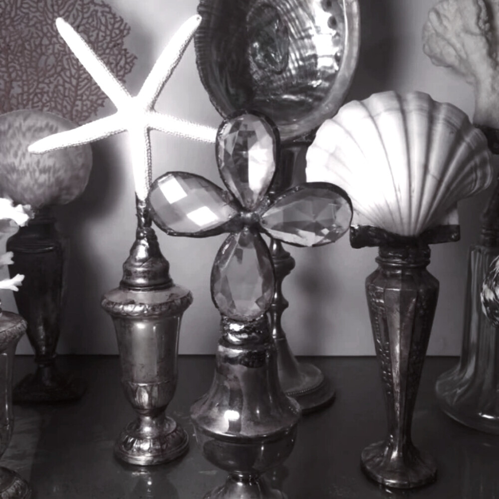 摘下眼镜的夜晚