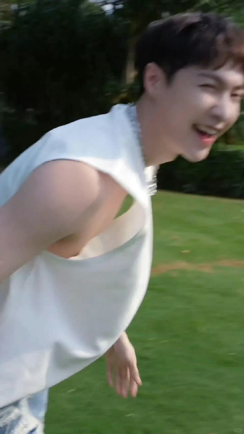 张艺兴