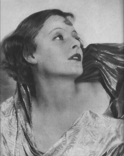 Greta Garbo ，1926