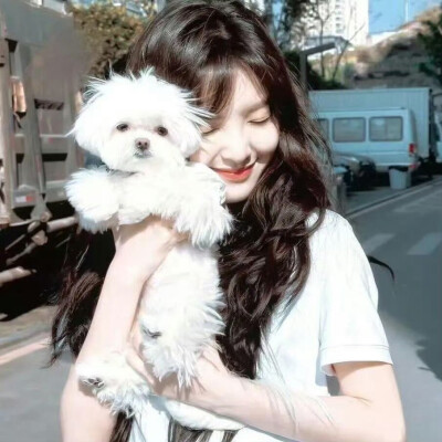 章若楠头像/清纯