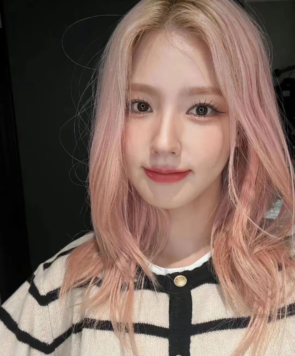 头像 ｜ 赵美延