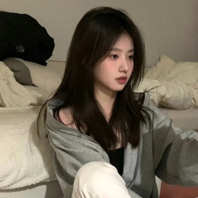 清冷气质女头